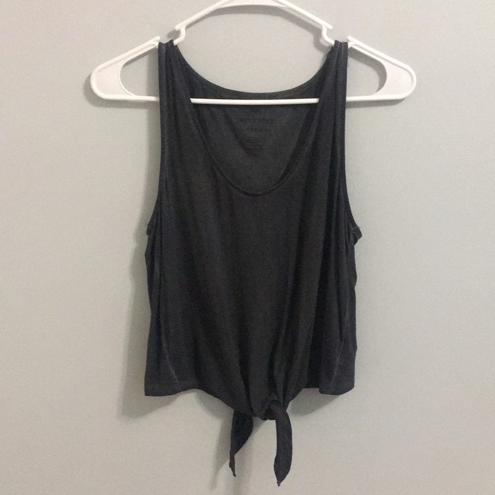 💞CLOSET CLEAR OUT💞 Tie Tank Top